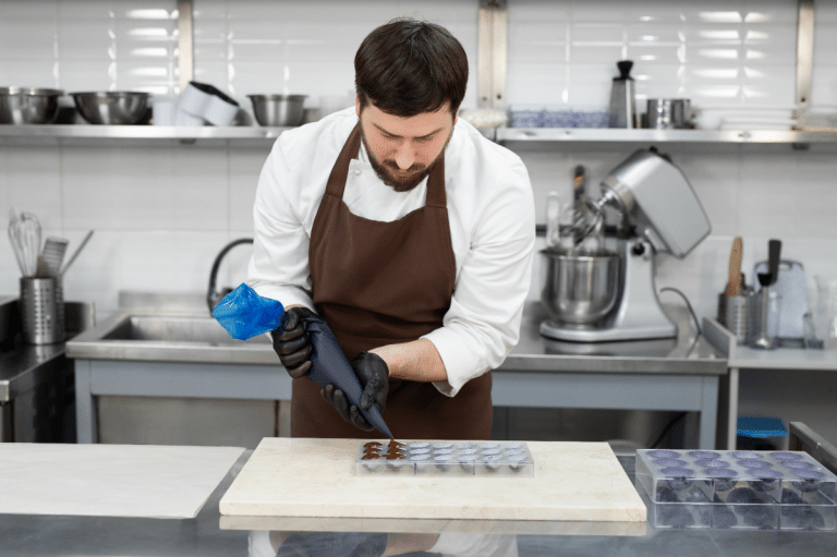 Les tendances actuelles des moules pour entremets dans l'industrie pâtissière 